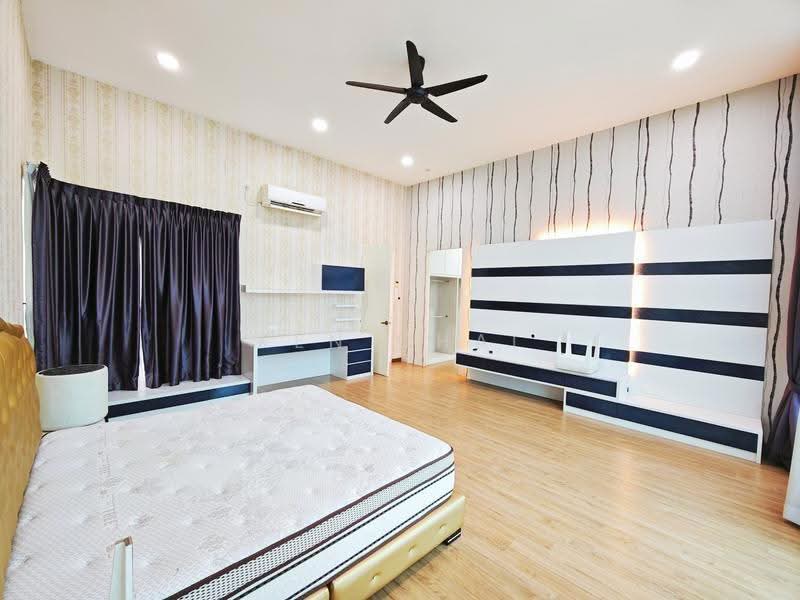 Bungalow House for Sale in Taman Desa Tebrau (Tebrau) - Ken Chai - Bedroom - PropertyGuru.com.my