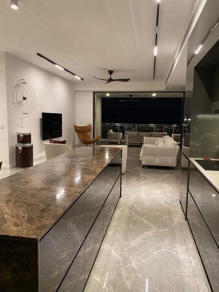 Kediaman Servis untuk Disewa di Park Regent @Desa Park City - Vincent Lai - Living Room - PropertyGuru.com.my