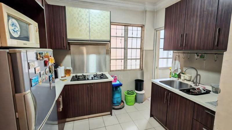 Condominium for Sale at Vista Tasik - Duncan Lee - Kitchen - PropertyGuru.com.my