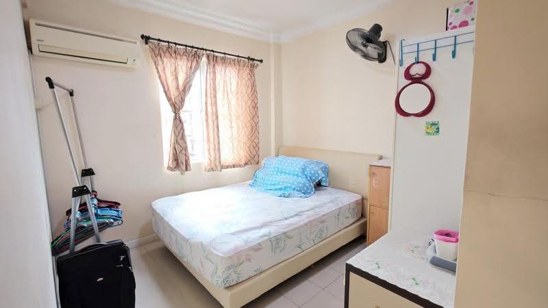 Condominium for Sale at Vista Tasik - Duncan Lee - Bedroom - PropertyGuru.com.my