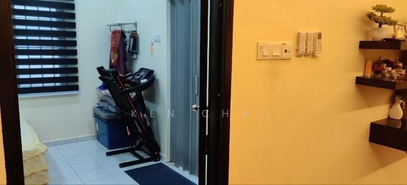 Semi-Detached House for Sale in Taman Mutiara (Ulu Tiram) - Ken Chai - Interior - PropertyGuru.com.my