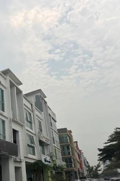 Shop for Sale in Permas Jaya (Johor Bahru) - Phang Elainne - Exterior - PropertyGuru.com.my
