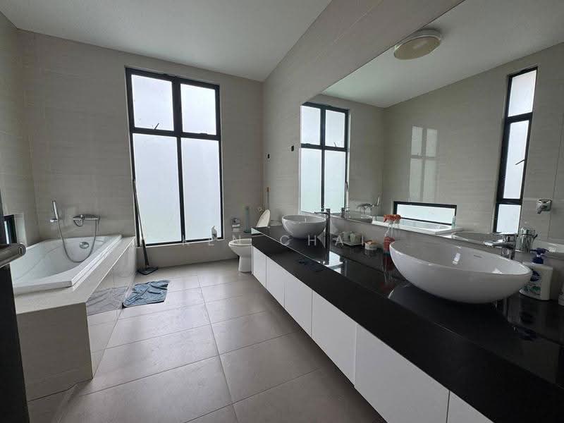 Bungalow House for Sale in Masai (Johor) - Ken Chai - Bathroom - PropertyGuru.com.my