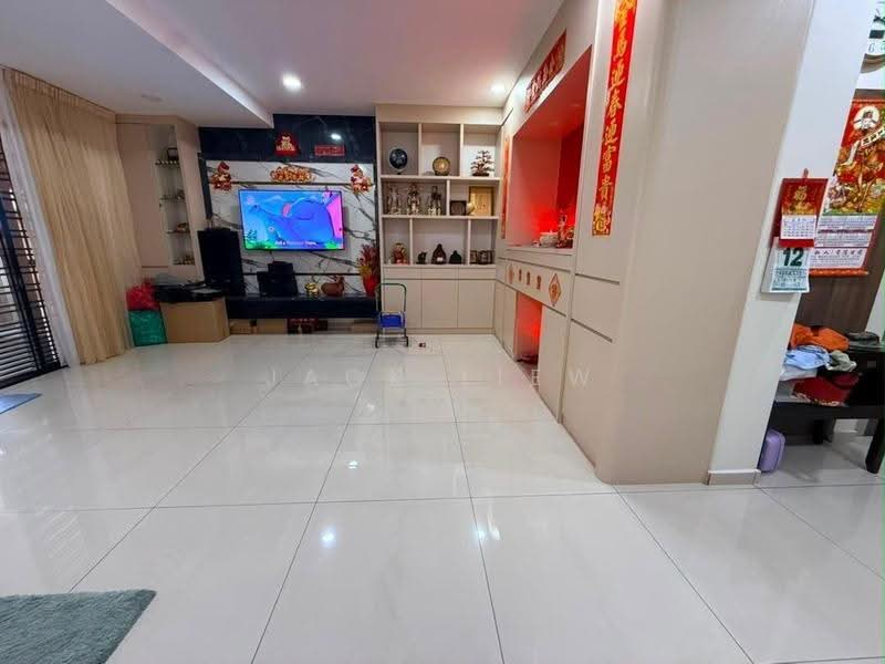 2-storey Terraced House for Sale in Taman Pulai Utama (Skudai) - Jack Liew - Living Room - PropertyGuru.com.my