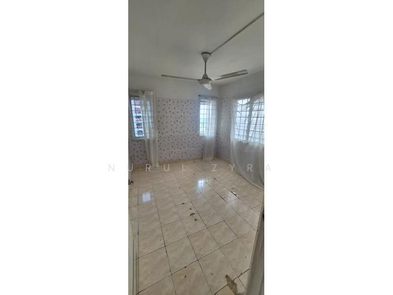 Flat for Sale at Sri Shamelin - Nurul Zyra - Interior - PropertyGuru.com.my