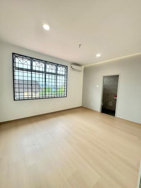 2-storey Terraced House for Sale in Taman Bukit Kempas (Tampoi) - Wallace Ang - PropertyGuru.com.my
