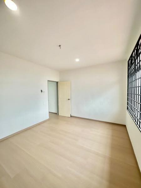 2-storey Terraced House for Sale in Taman Bukit Kempas (Tampoi) - Wallace Ang - PropertyGuru.com.my