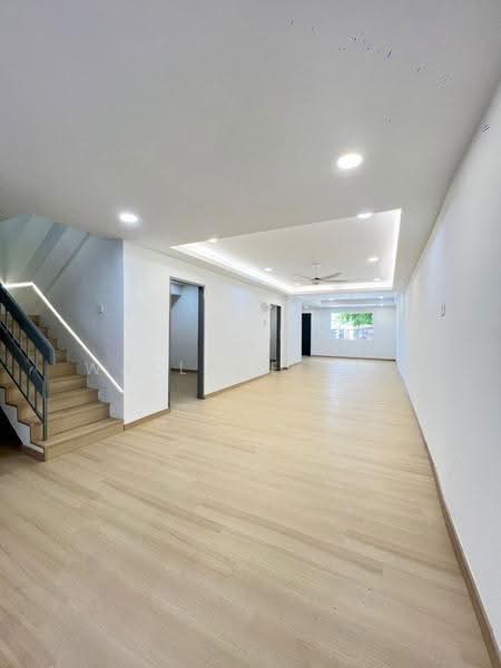 Rumah Teres 2-Tingkat untuk Dijual di Taman Bukit Kempas (Tampoi) - Wallace Ang - PropertyGuru.com.my