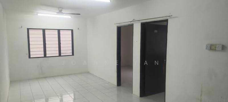 Flat for Rent at Desa Sri Puteri - Joanne Yan - Interior - PropertyGuru.com.my