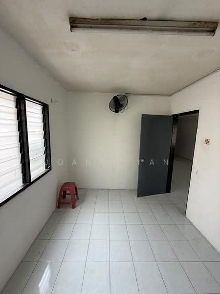 Flat for Rent at Desa Sri Puteri - Joanne Yan - Interior - PropertyGuru.com.my