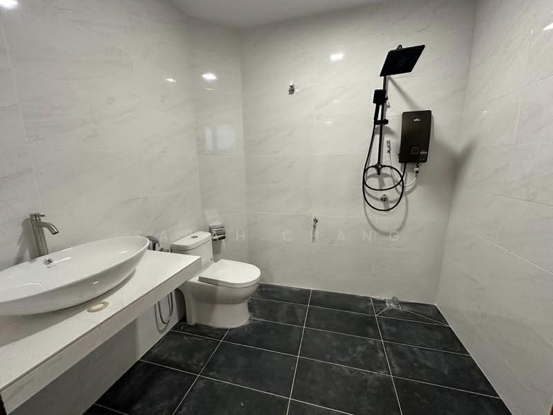 Rumah Banglo untuk Disewa di Damansara Heights (Kuala Lumpur) - Sarah Chang - Bathroom - PropertyGuru.com.my