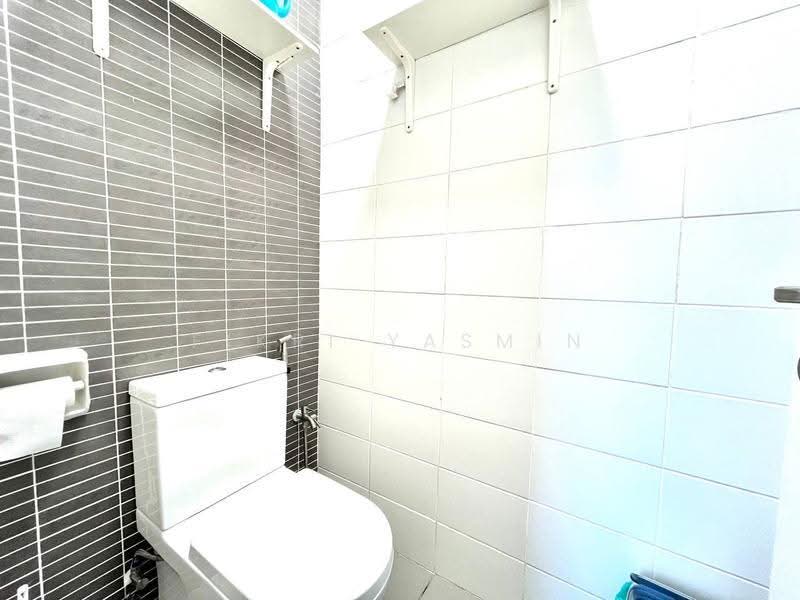 Bungalow House for Sale in Setia Ecohill (Semenyih) - Fikri Yasmin - Bathroom - PropertyGuru.com.my