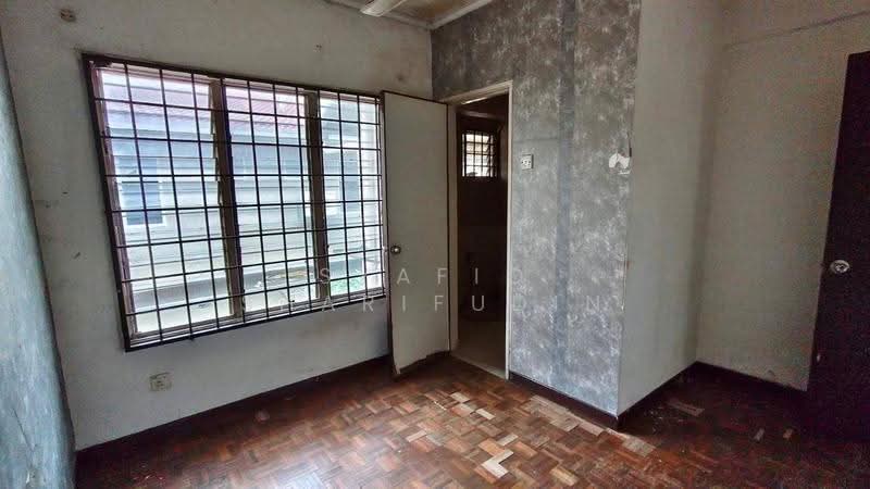 2-storey Terraced House for Sale in Subang Bestari (Shah Alam) - Syafiq Sharifudin - PropertyGuru.com.my