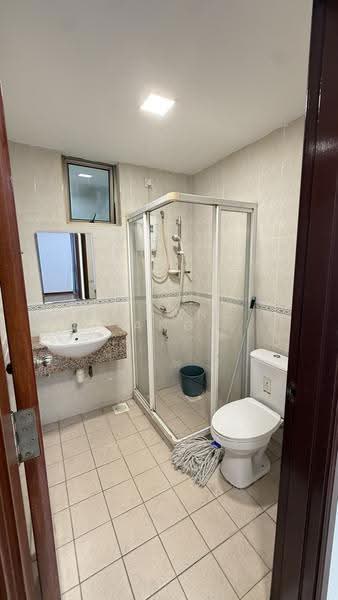 Apartment for Sale at Molek Pine 1 - Joanne Ang - Bathroom - PropertyGuru.com.my