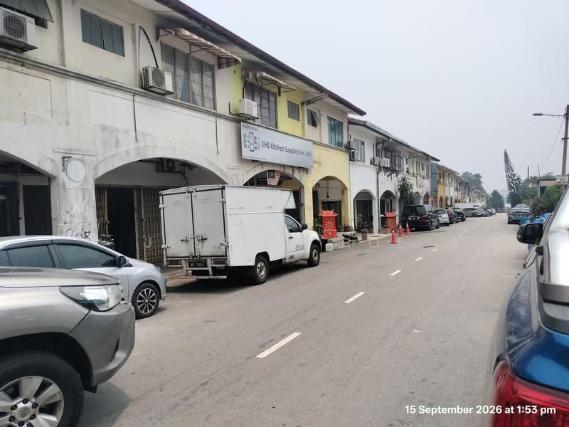 Shop for Rent in Seri Kembangan (Selangor) - Jessica Hoe - Exterior - PropertyGuru.com.my