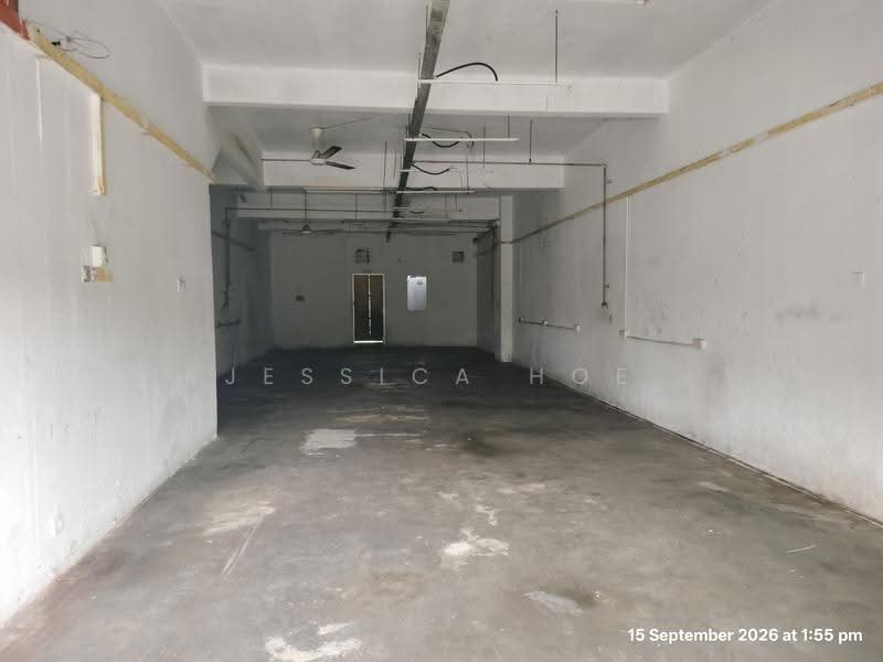 Shop for Rent in Seri Kembangan (Selangor) - Jessica Hoe - Interior - PropertyGuru.com.my