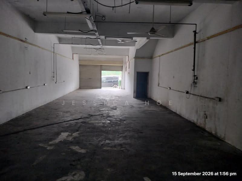 Shop for Rent in Seri Kembangan (Selangor) - Jessica Hoe - Interior - PropertyGuru.com.my