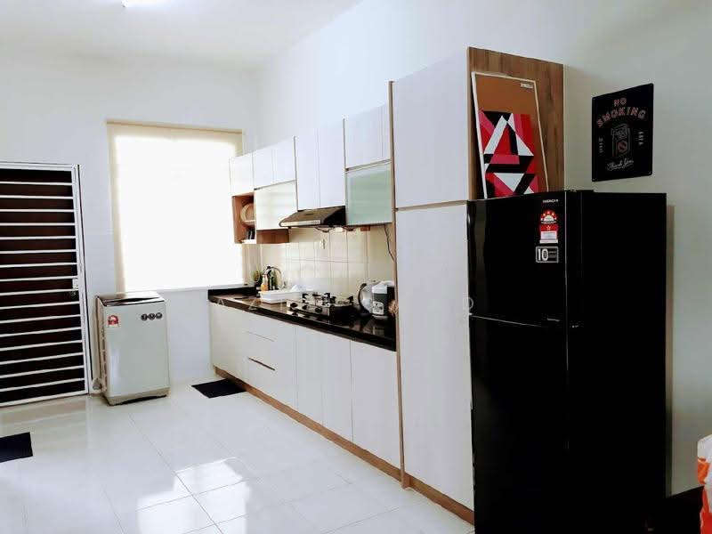 2-storey Terraced House for Sale in Saujana Utama (Puncak Alam) - Aziz Saad - Kitchen - PropertyGuru.com.my