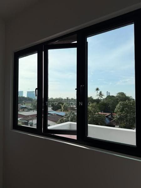 Flat for Rent at RESIDENSI PAUH HARMONI - TG Ong - View - PropertyGuru.com.my