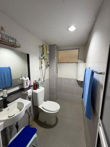 Apartment for Sale at Kenanga Apartment - Mandy Cheow - Bathroom - PropertyGuru.com.my