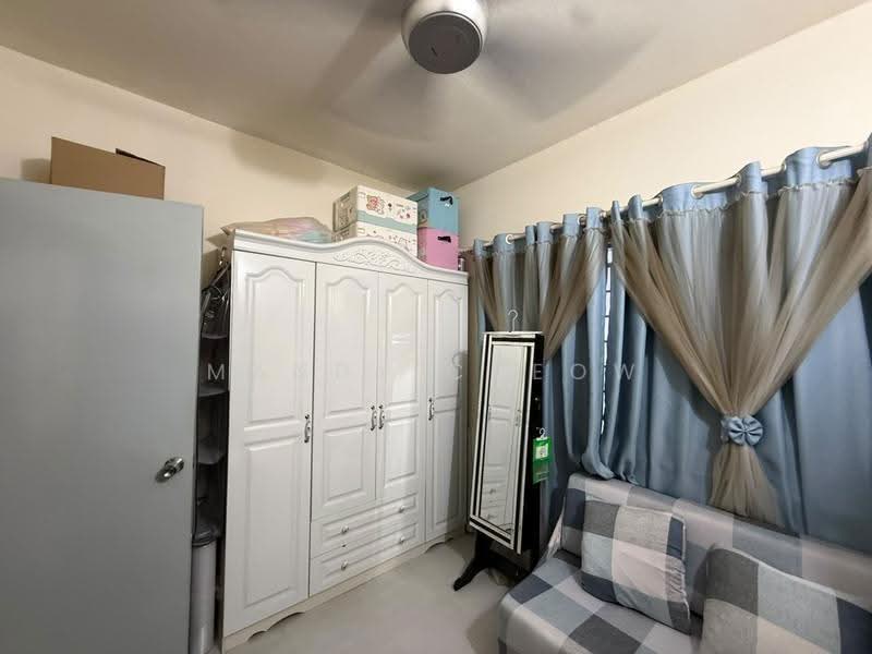Apartment for Sale at Kenanga Apartment - Mandy Cheow - Bedroom - PropertyGuru.com.my
