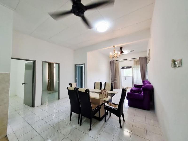Pangsapuri untuk Dijual di Resak Apartment - Nur Hanizah - PropertyGuru.com.my
