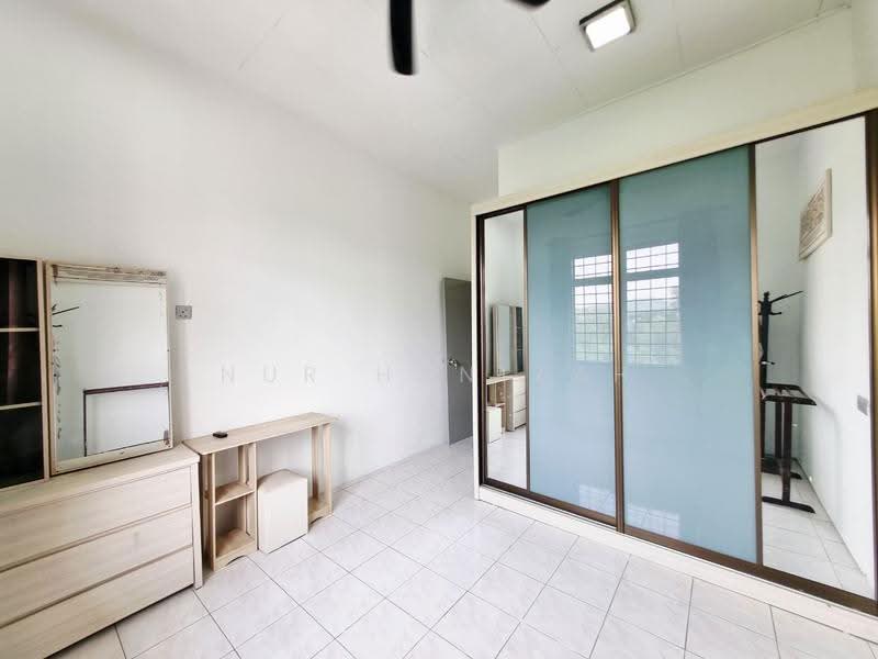 Pangsapuri untuk Dijual di Resak Apartment - Nur Hanizah - PropertyGuru.com.my