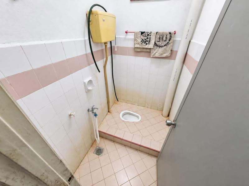 2-storey Terraced House for Sale in Taman Mawar (Pasir Gudang) - Seri Wangi - Bathroom - PropertyGuru.com.my