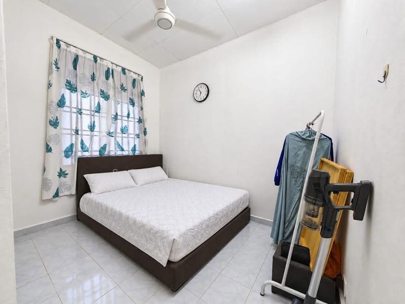 2-storey Terraced House for Sale in Taman Mawar (Pasir Gudang) - Seri Wangi - Bedroom - PropertyGuru.com.my