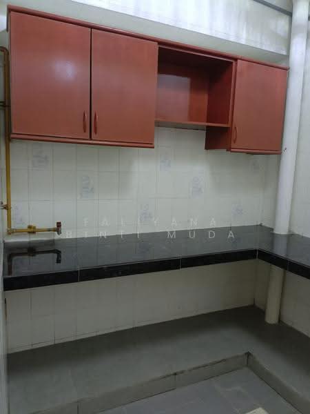 Apartment for Sale at Tasik Heights Apartment - Faliyana binti Muda - PropertyGuru.com.my