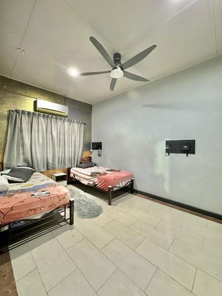 Semi-Detached House for Sale in Taman Kingfisher (Kota Kinabalu) - Fiona Lai - Bedroom - PropertyGuru.com.my