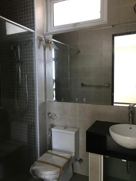 Bungalow House for Sale in USJ Heights (Subang Jaya) - Lai YK - Bathroom - PropertyGuru.com.my