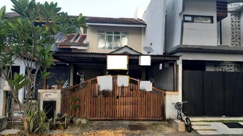 Rumah Teres 2-Tingkat untuk Dijual di Taman Putra Perdana (Puchong) - A Chong - Exterior - PropertyGuru.com.my