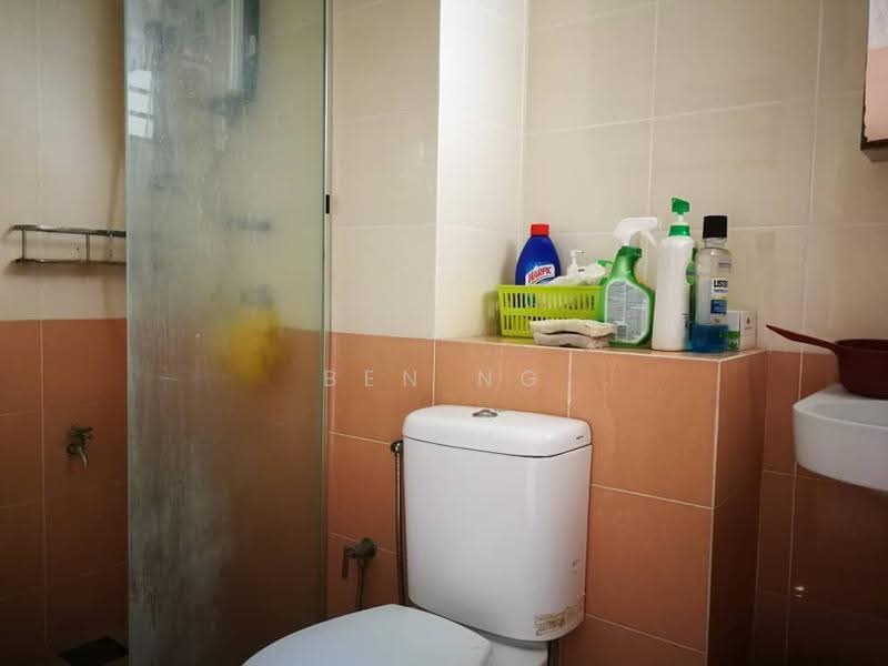 Apartment for Sale at Pangsapuri Sri Cempaka - Ben Ng - Bathroom - PropertyGuru.com.my