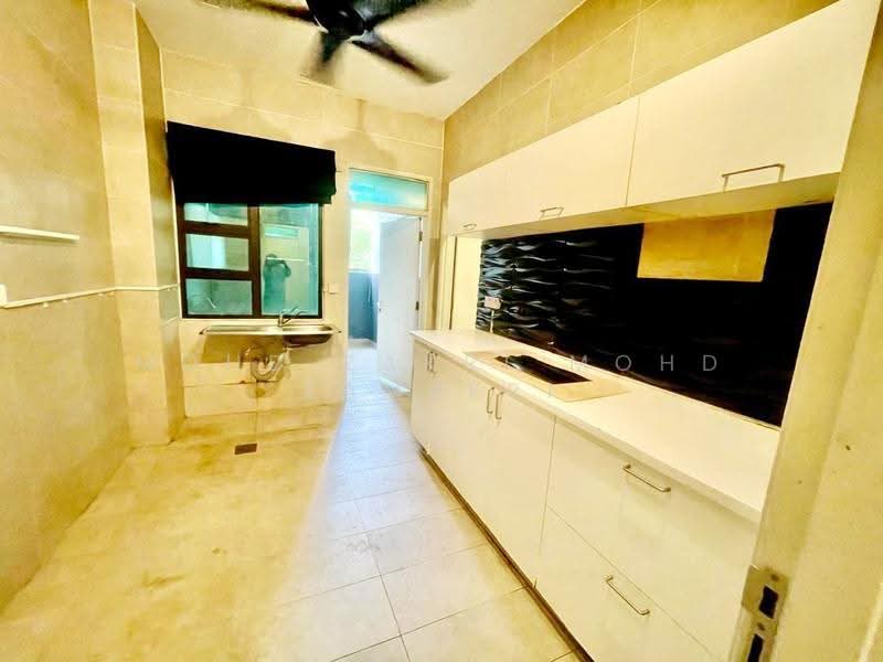 Rumah Berkembar untuk Dijual di Alam Impian (Shah Alam) - Mohd Zakri Mohd Zamberi - Kitchen - PropertyGuru.com.my