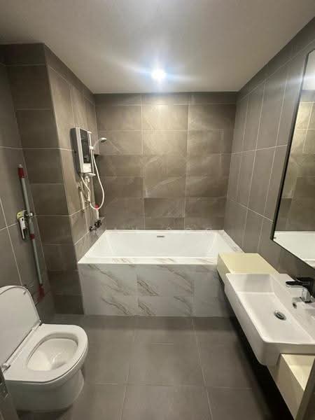 Service Residence for Rent at Mossaz @ Empire City - Ray Soo - Bathroom - PropertyGuru.com.my