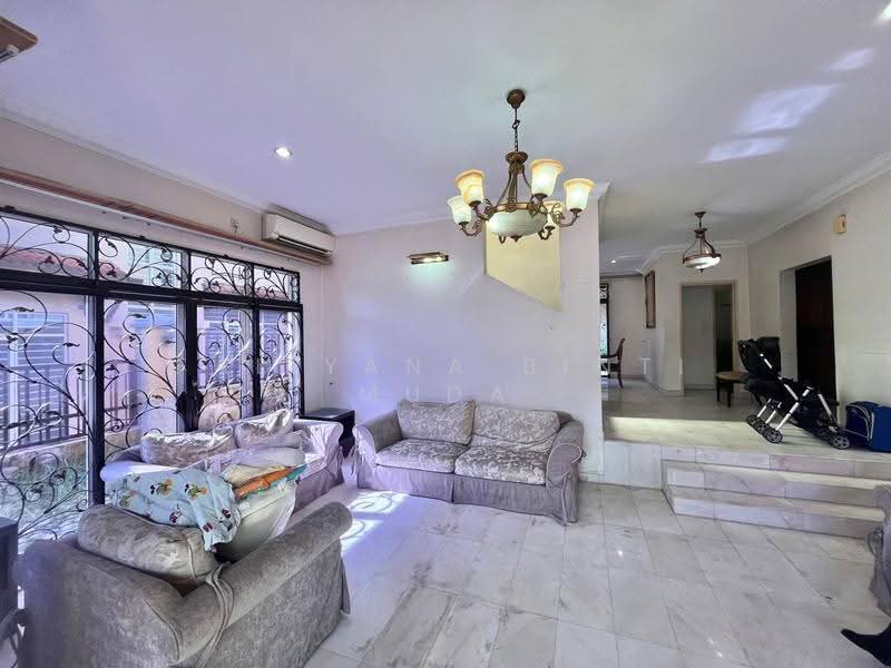 Rumah Banglo untuk Dijual di Kuala Selangor (Selangor) - Faliyana binti Muda - Living Room - PropertyGuru.com.my