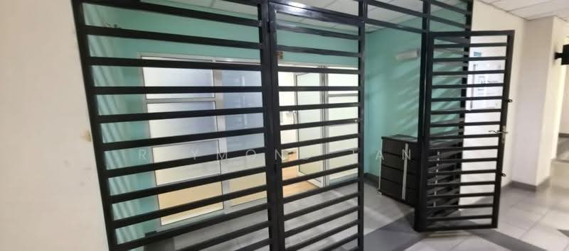 Office for Rent in Bandar Damansara Perdana (Damansara Perdana) - Raymond Tan - Corridor - PropertyGuru.com.my