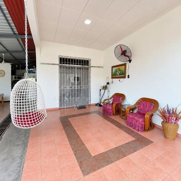 1-storey Terraced House for Sale in Taman Daya (Johor Bahru) - Fakhrul Imlan - Exterior - PropertyGuru.com.my