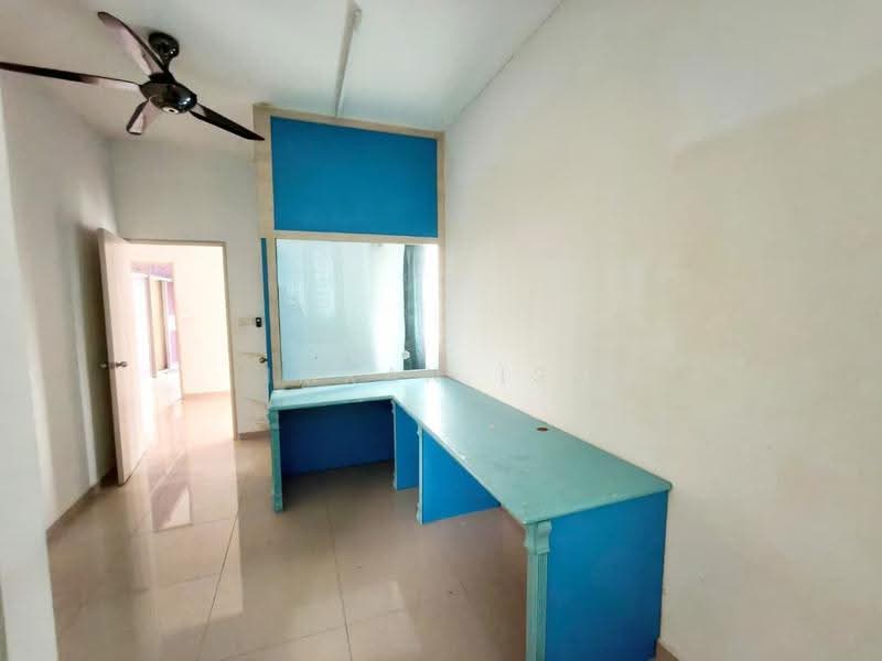 2-storey Terraced House for Sale in Nusari Aman 2 (Labu) - Imran Isa - Interior - PropertyGuru.com.my