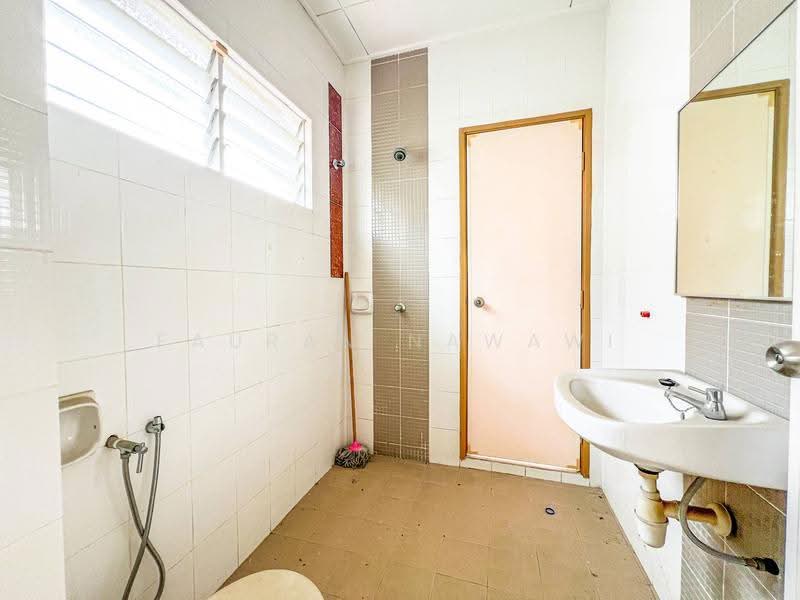 2-storey Terraced House for Sale in Shah Alam (Selangor) - Fauran Nawawi - PropertyGuru.com.my