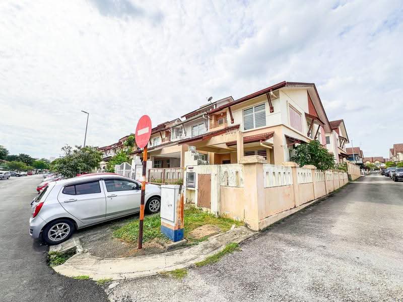 2-storey Terraced House for Sale in Shah Alam (Selangor) - Fauran Nawawi - PropertyGuru.com.my