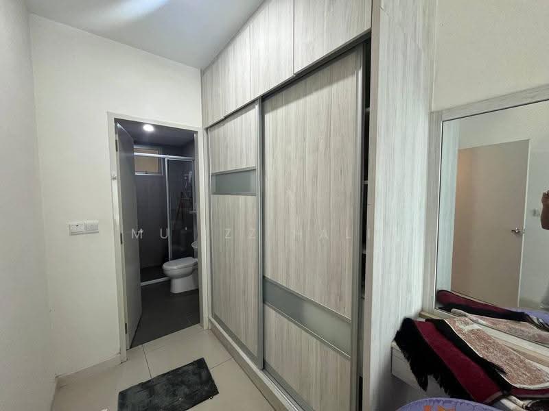 Service Residence for Sale at Savanna Executive Suite @ Southville City - Mu'izz Halim - Bathroom - PropertyGuru.com.my