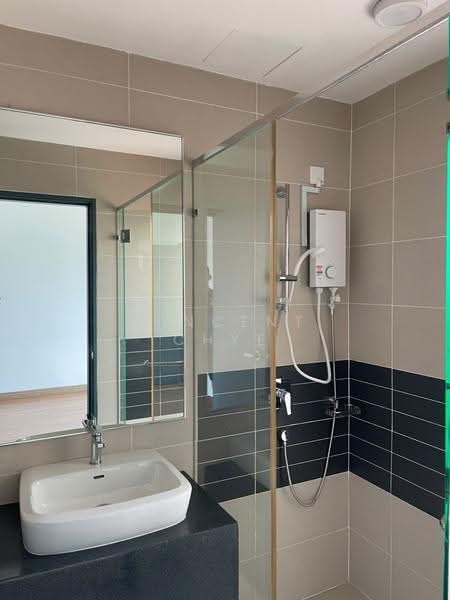 Service Residence for Sale at The Link 2 @ Bukit Jalil (Serviced Residences) - Vincent Chye - Bathroom - PropertyGuru.com.my