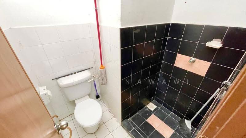 2.5-storey Terraced House for Sale in Taman Equine (Seri Kembangan) - Fauran Nawawi - PropertyGuru.com.my