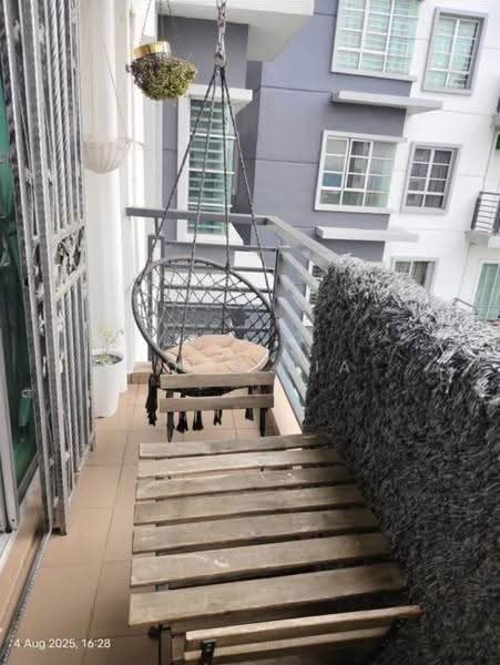 Pangsapuri untuk Disewa di M'tiara - John Sia - Balcony - PropertyGuru.com.my
