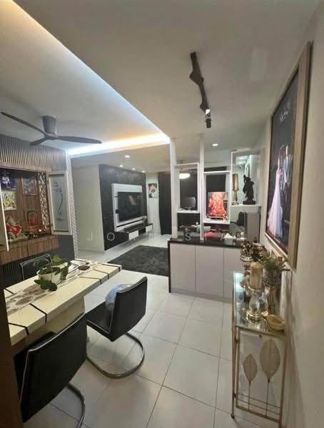 Pangsapuri untuk Disewa di M'tiara - John Sia - Living Room - PropertyGuru.com.my