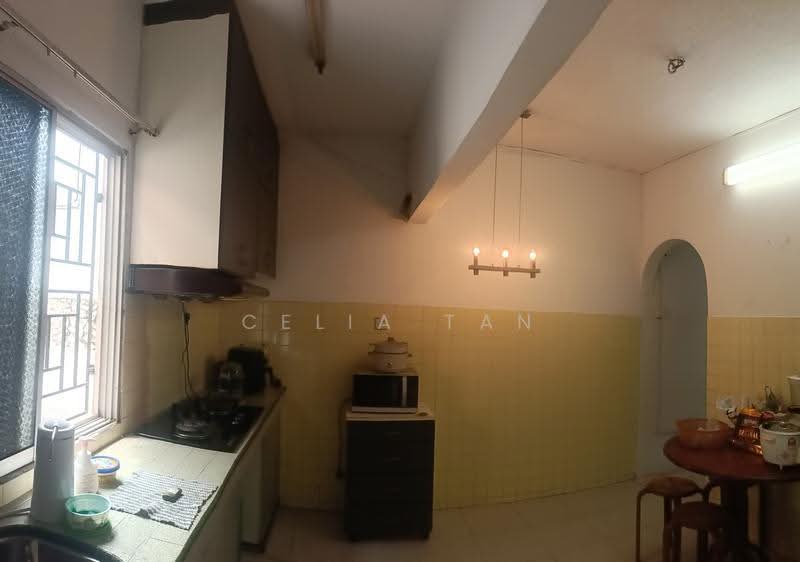 2-storey Terraced House for Rent in SS19 (Subang Jaya) - Celia Tan - Kitchen - PropertyGuru.com.my
