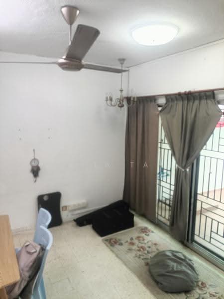2-storey Terraced House for Rent in SS19 (Subang Jaya) - Celia Tan - Living Room - PropertyGuru.com.my