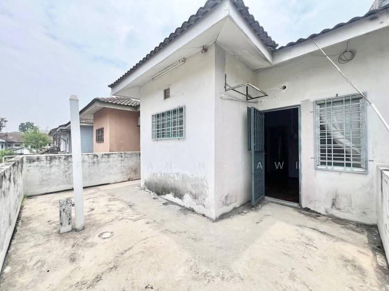 2-storey Terraced House for Sale in Semenyih (Selangor) - Fauran Nawawi - PropertyGuru.com.my